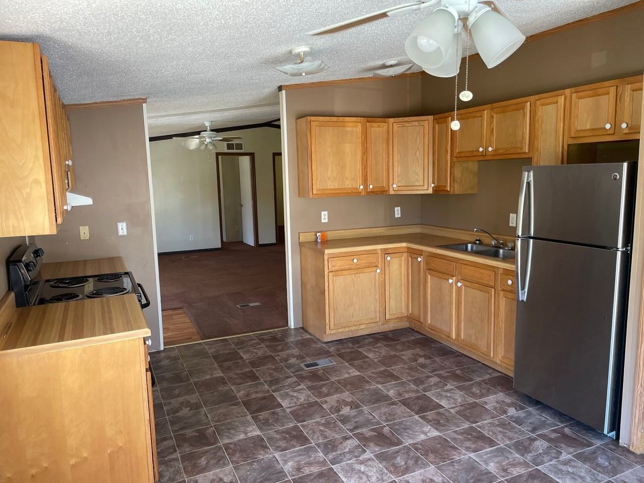 109 South St - Photo 3 of 10