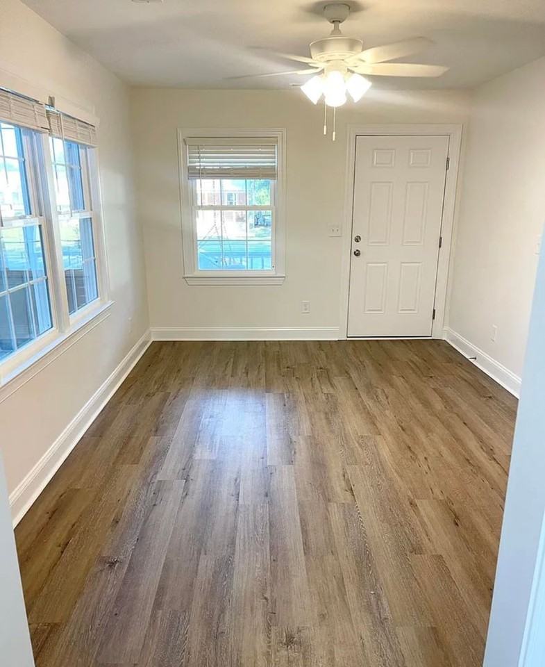 704 S 15th St - Photo 7 of 29