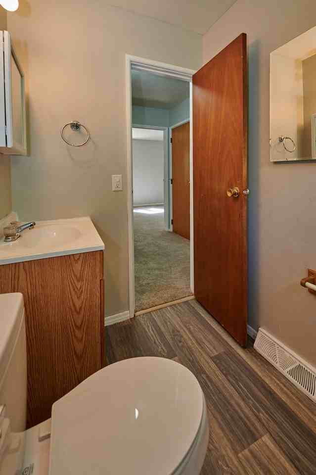 Georgetown Apartments & Townhomes - Photo 6 of 38