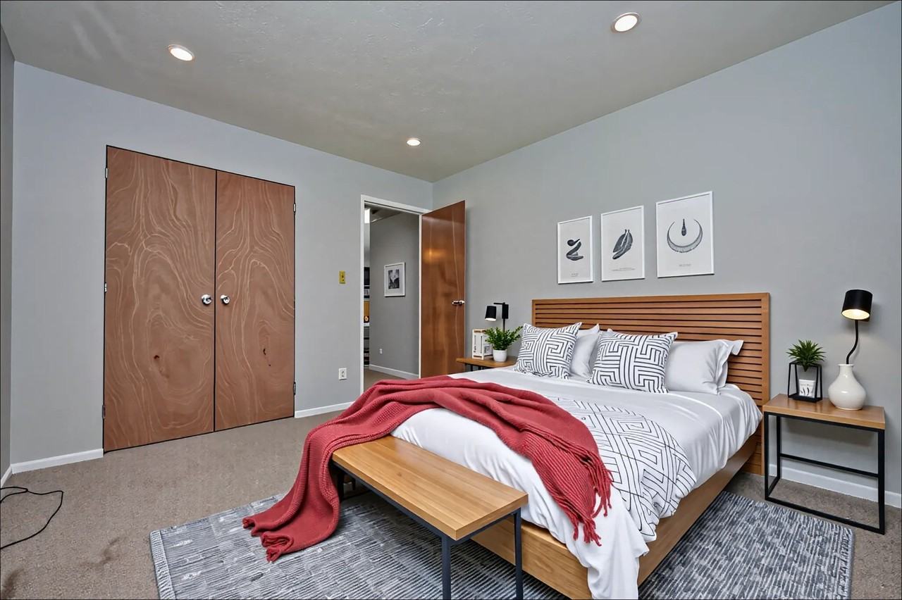 Georgetown Apartments & Townhomes - Photo 7 of 38