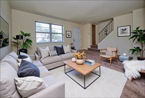 featured image of 439 Colonial Ct