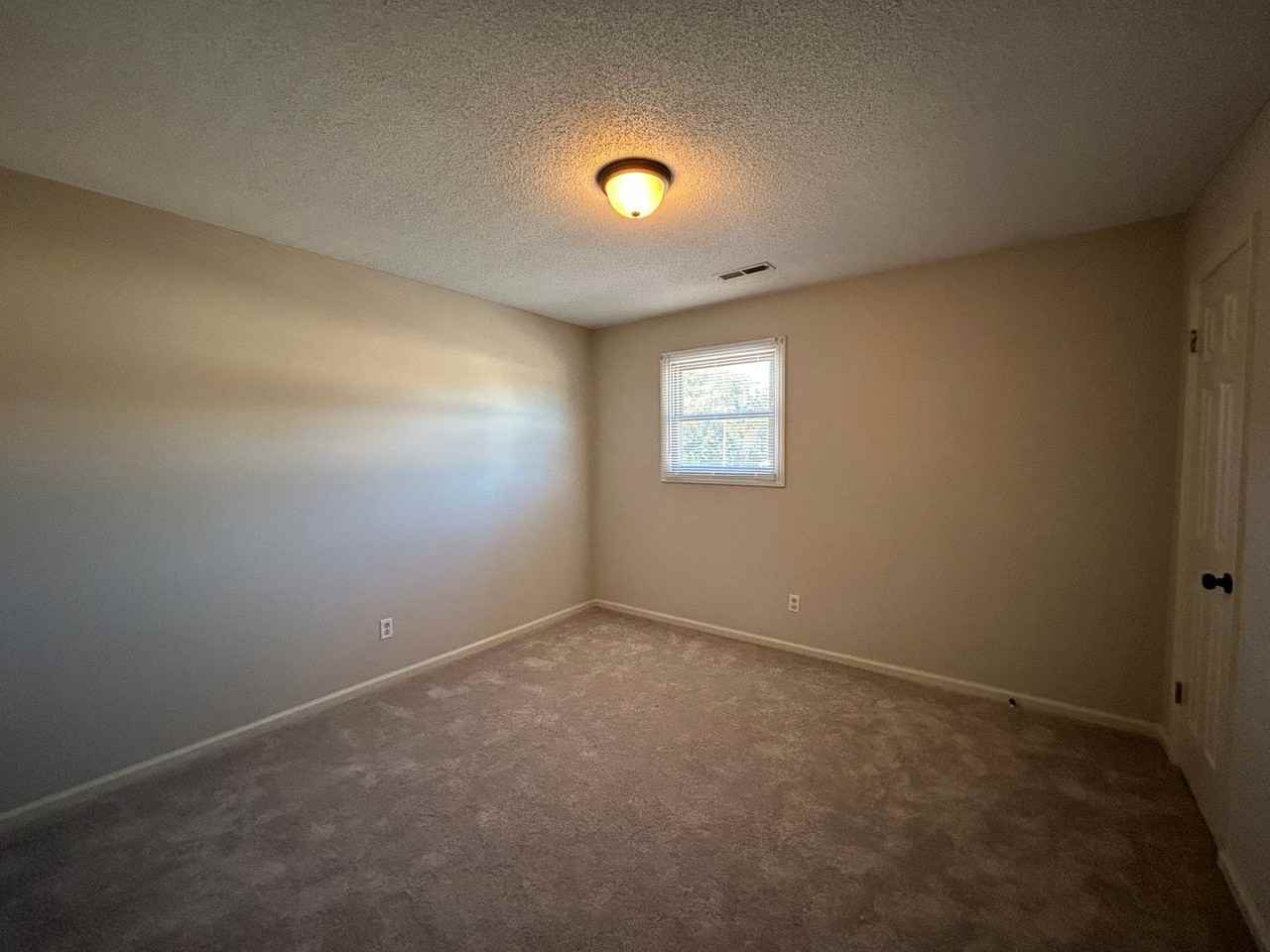 802 Timberline Drive Southeast - Photo 5 of 9