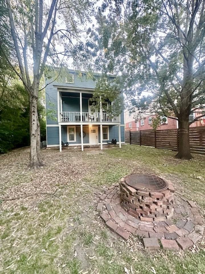 538 Fatherland St Lowr - Photo 3 of 16