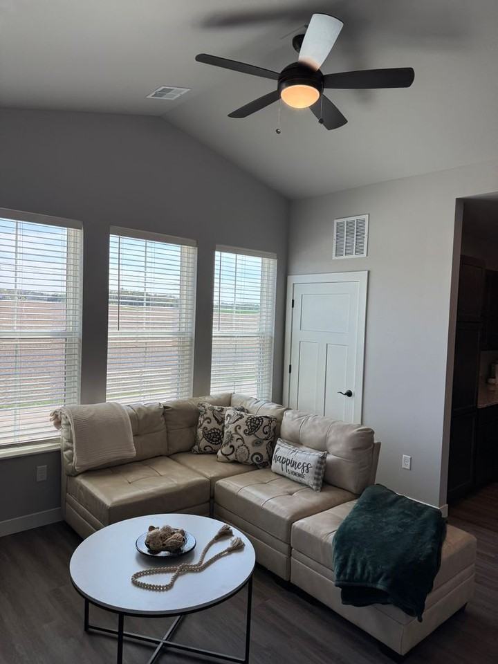 The Flats - 180 (Building 5) - Photo 4 of 50