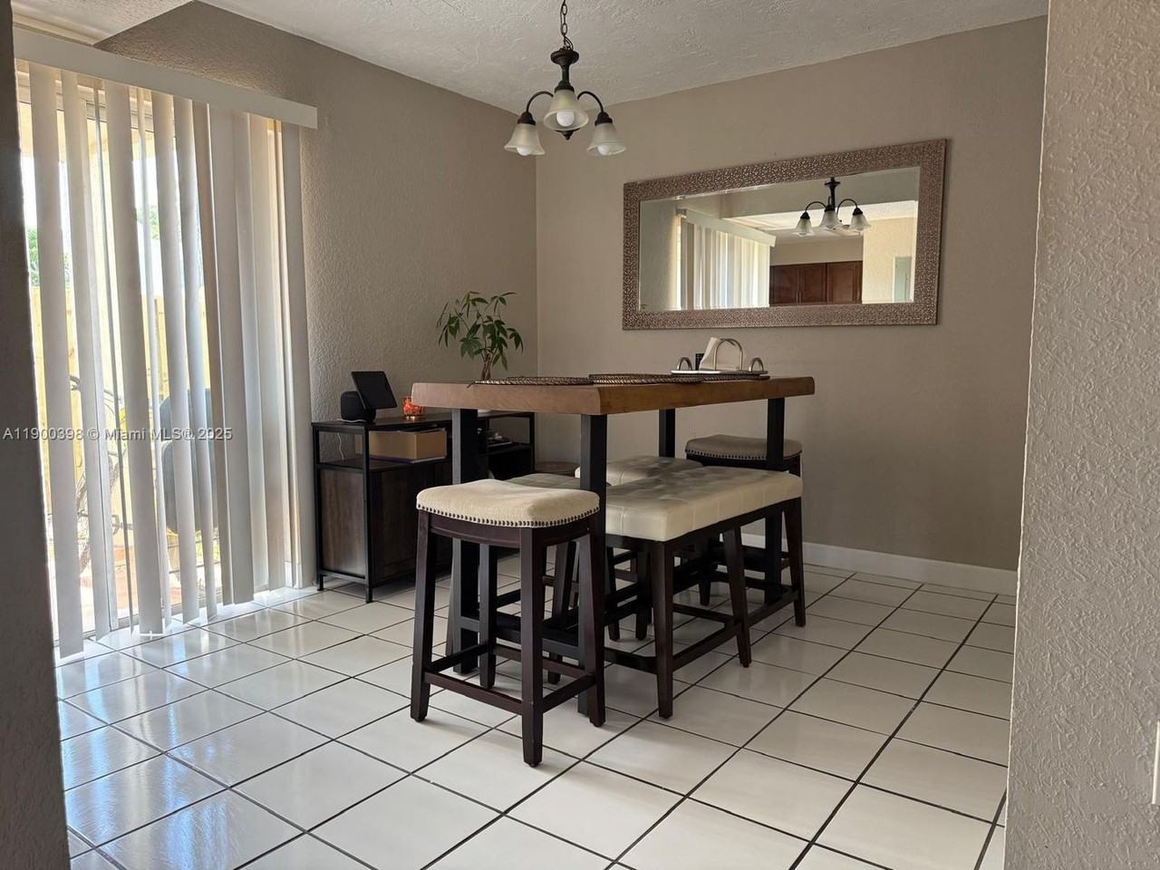 4515 Sw 68th Court Cir - Photo 2 of 11