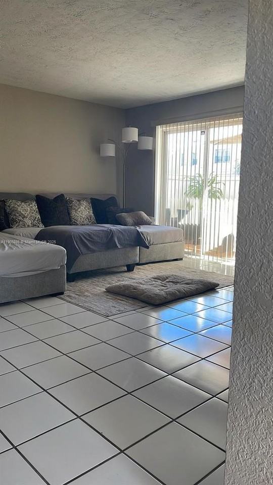 4515 Sw 68th Court Cir - Photo 5 of 11