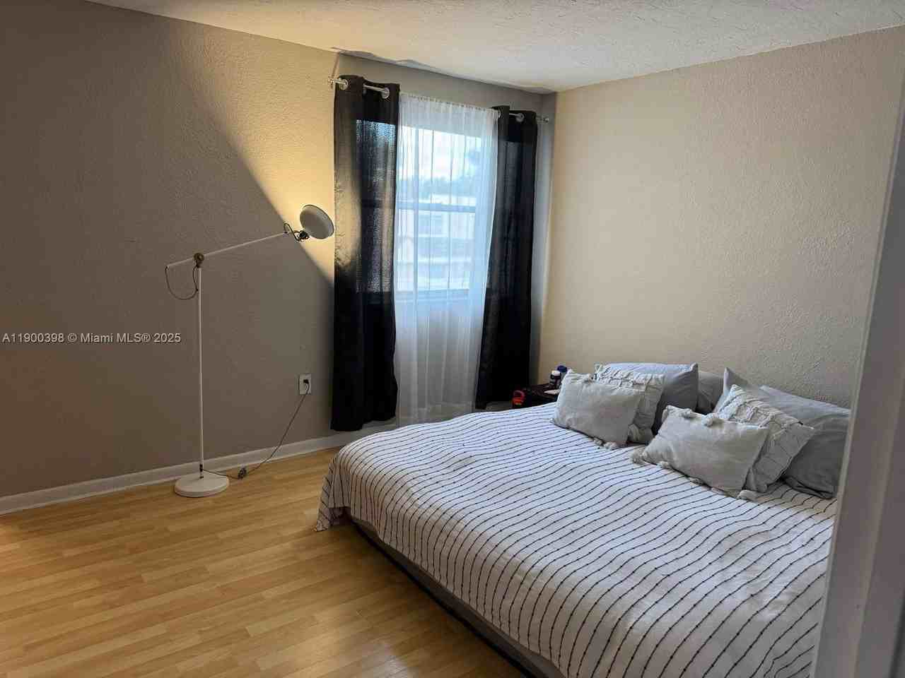 4515 Sw 68th Court Cir - Photo 6 of 11