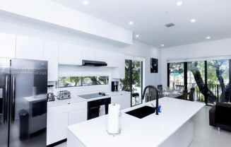7107 Ne 4th Ct - Photo 1 of 1
