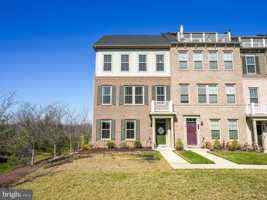 featured image of 2067 Alder Ln