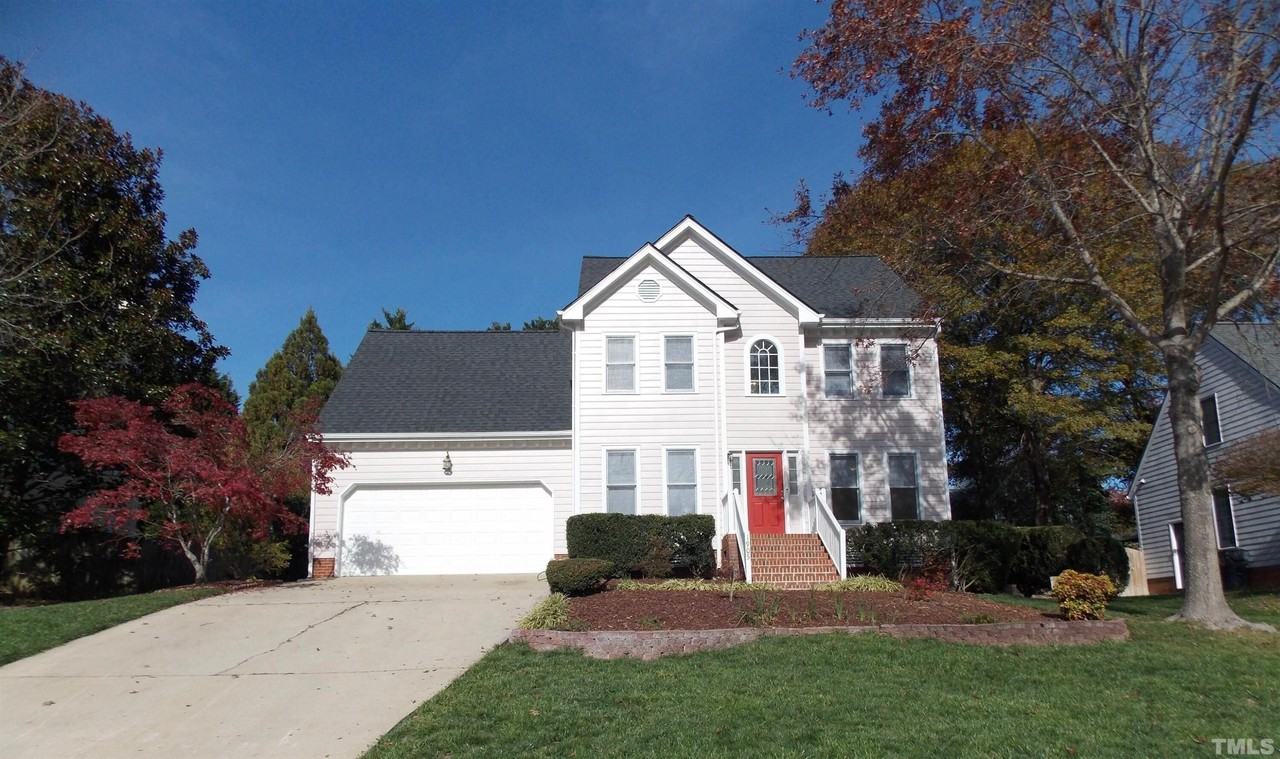 1905 Castleburg Drive