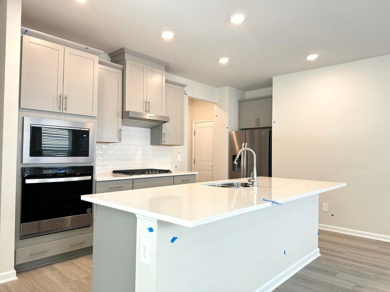 433 Squirrel Oaks Ln - Photo 7 of 16