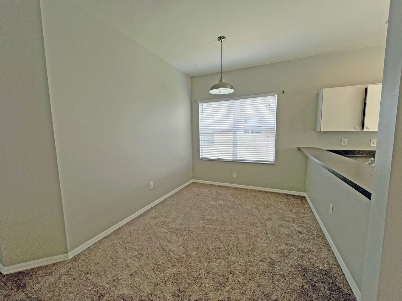 24925 Vintage Ct - Photo 7 of 38