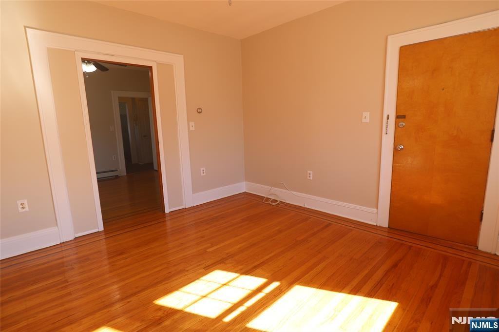 549 2nd Avenue ##3 - Photo 3 of 16