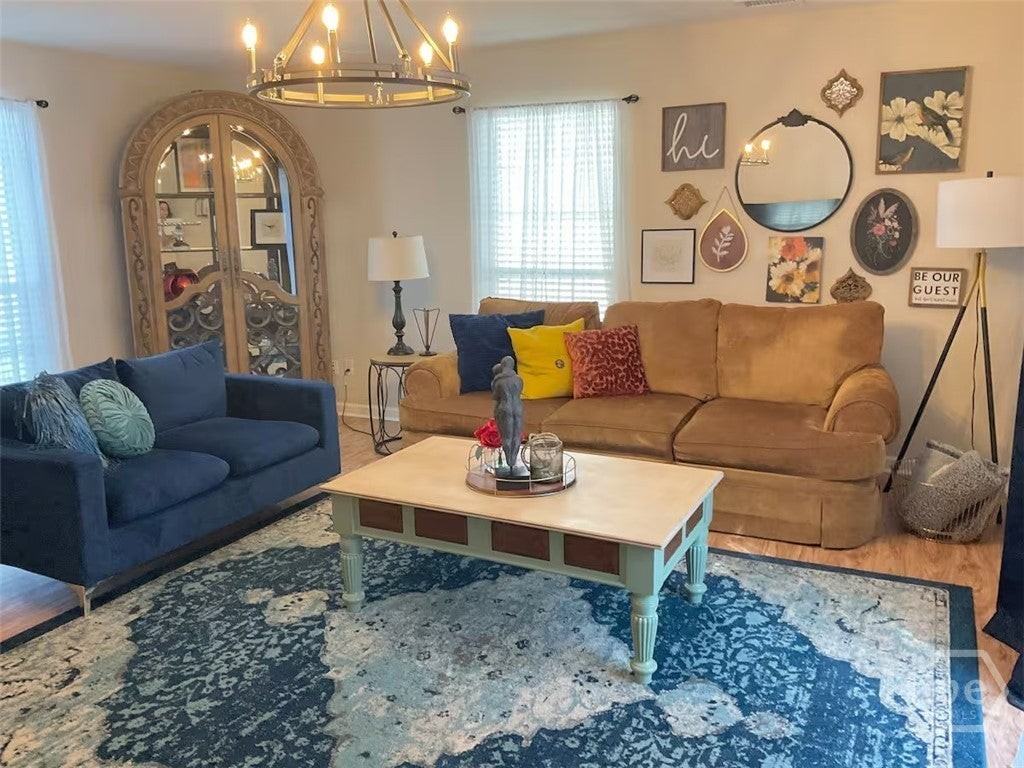 312 Bonaventure Rd - Photo 3 of 26