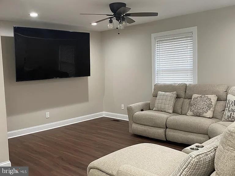 10584 Brent Town Rd - Photo 2 of 16