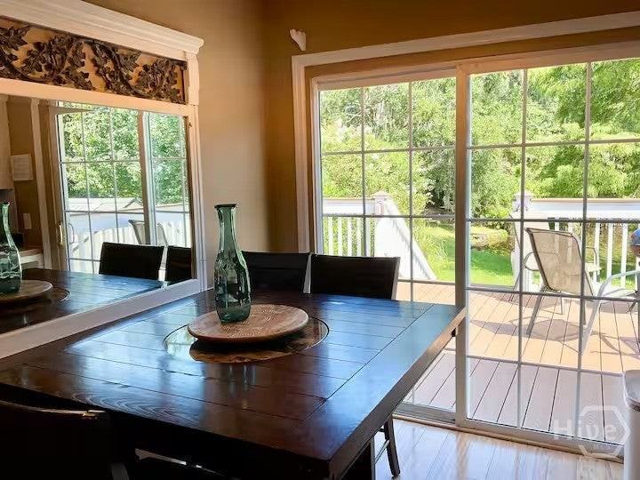 8 S Lake Dr - Photo 3 of 25