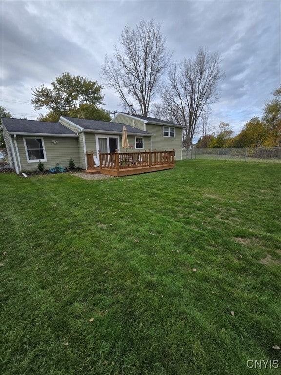 7974 Pickett Ln - Photo 2 of 15