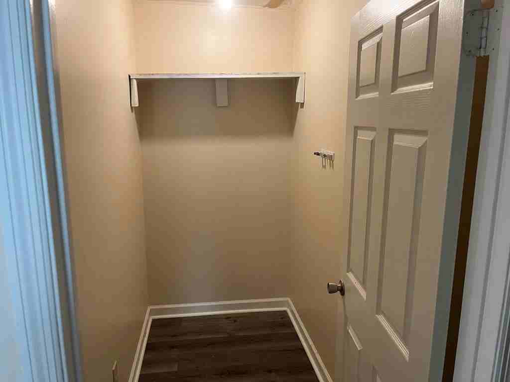 411 Cattleman Drive Northeast - Photo 5 of 9