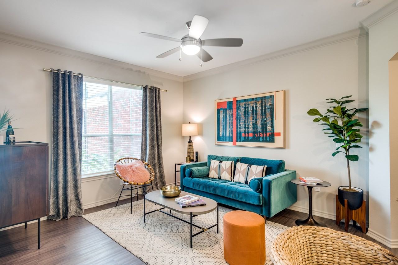 Aventura on Briar Forest - Photo 7 of 42