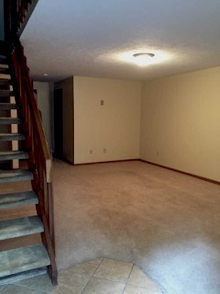 E Summit St & S Depeyster St - Photo 7 of 9