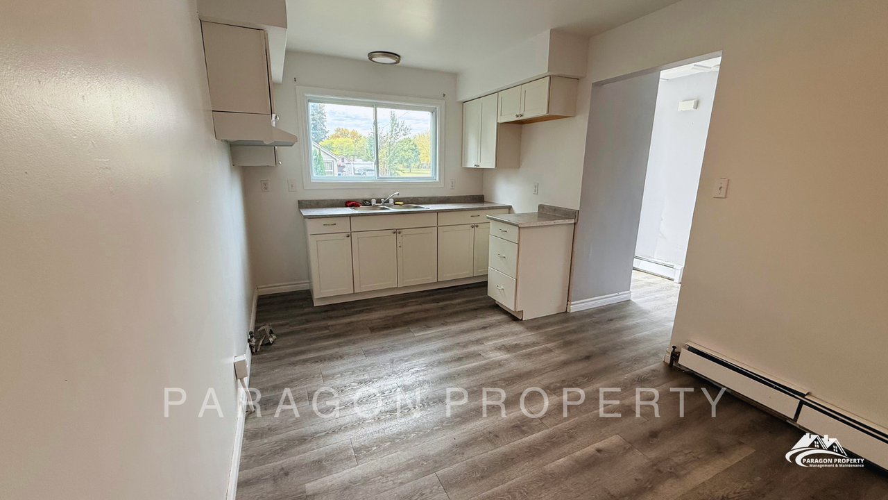 101 Berry St #1 - Photo 2 of 12