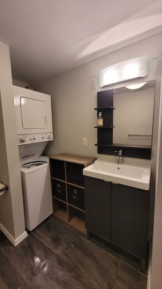 49 East 41st Avenue #3 - Photo 3 of 9