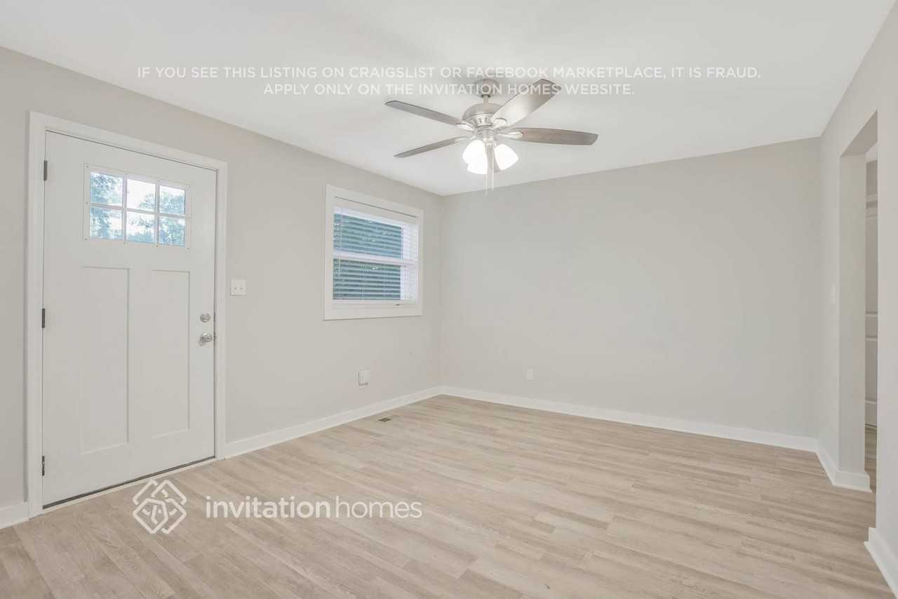 2618 Abner Pl Nw - Photo 4 of 26