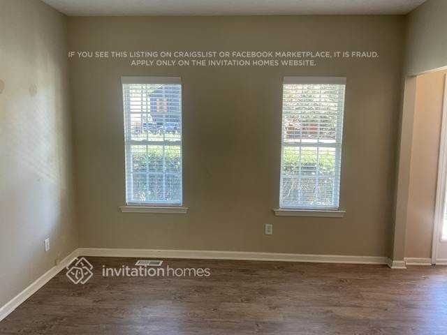 1609 Deer Creek Ln - Photo 2 of 14