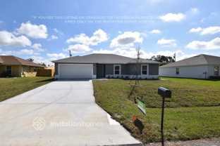 371 Sw Aero Cir - Photo 1 of 1