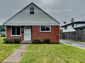373 Mors Ave - Photo 1 of 1