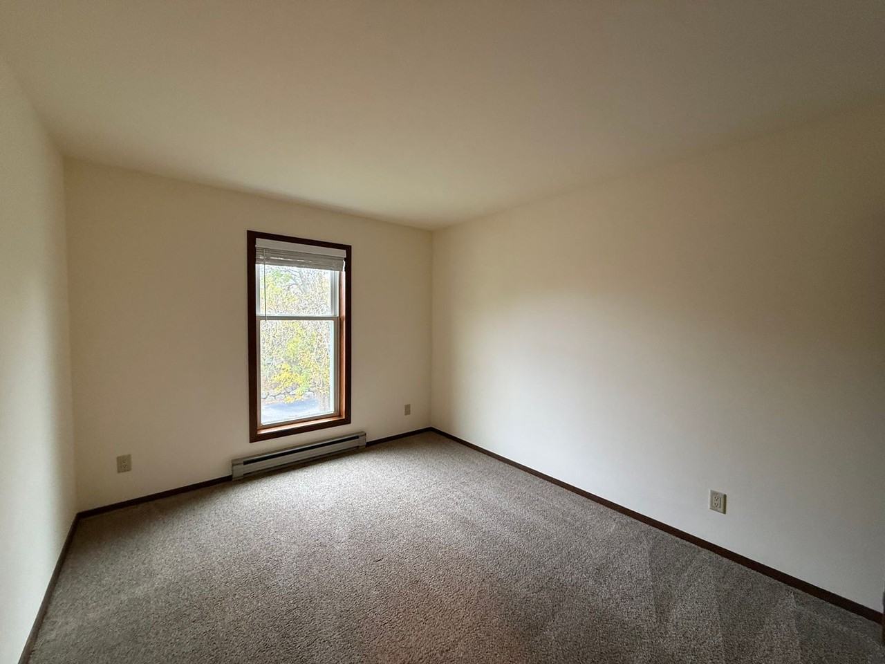 High Point Commons Apartments - Photo 6 of 9