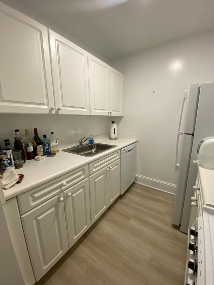 Broadway & W 33rd St #18A11 - Photo 2 of 13