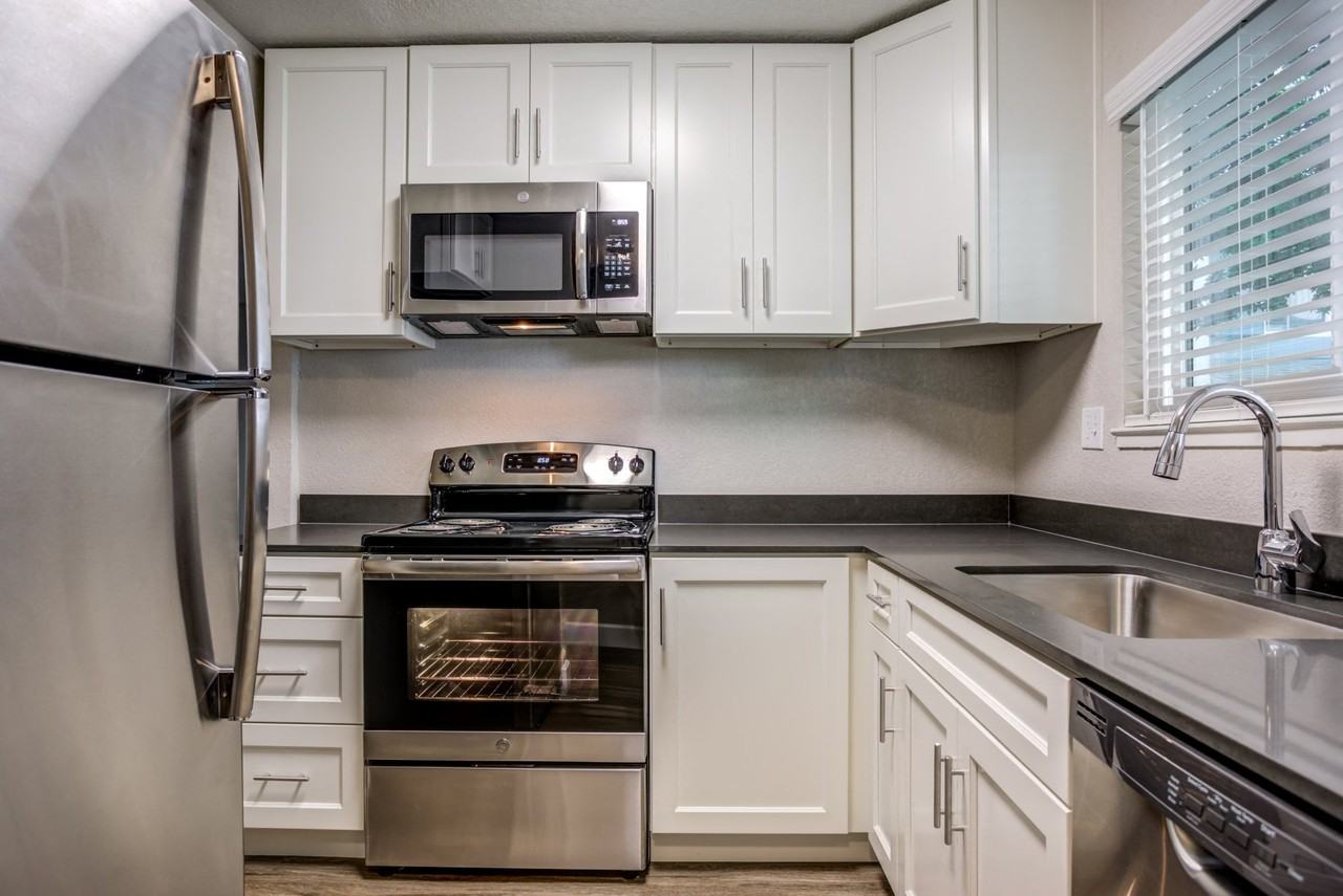 Trailview - Photo 5 of 10