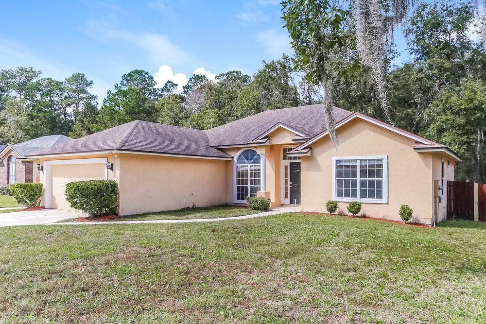 11321 Hartland Rd - Photo 3 of 16