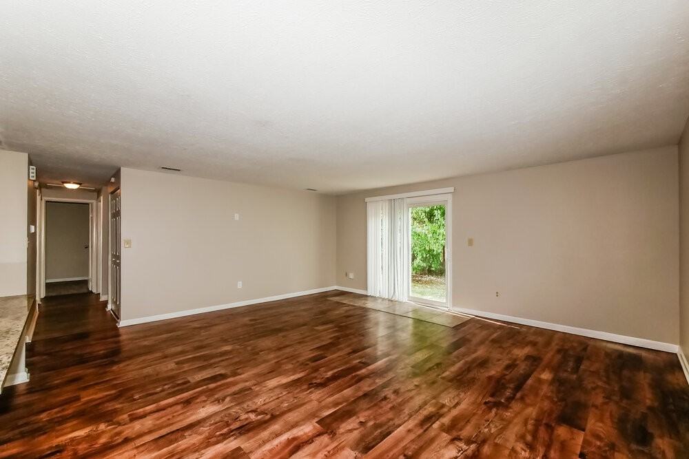 812 Coolee Ln - Photo 5 of 16