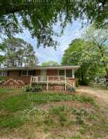 featured image of 414 Jeb Stuart Ave #414