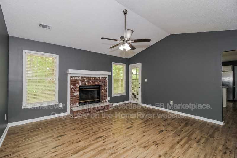 10993 Clearwater Dr - Photo 3 of 23