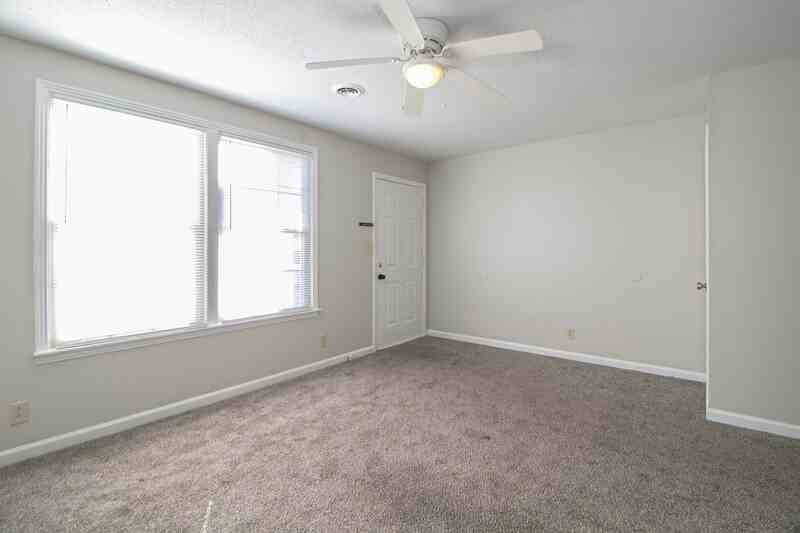 810 810 #E - Photo 4 of 20