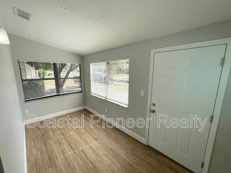 3861 11th Ave S - Photo 2 of 20