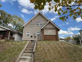 featured image of 3015 North Temple Avenue