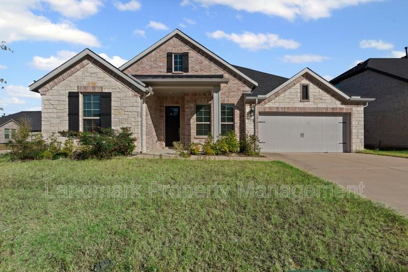 1770 English Way - Photo 3 of 28