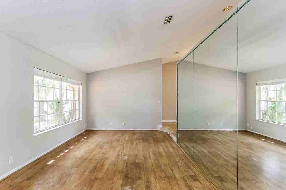 4557 Nw 51st St - Photo 3 of 16