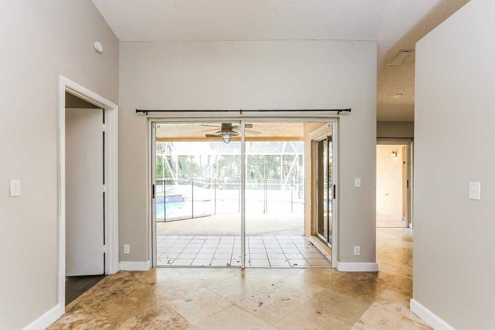 4557 Nw 51st St - Photo 5 of 16