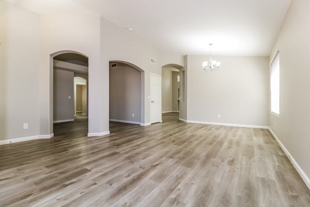 22039 N 107th Dr - Photo 6 of 16