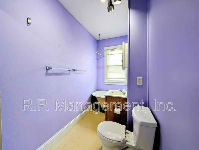 340 16th Ave Ne - Photo 5 of 10