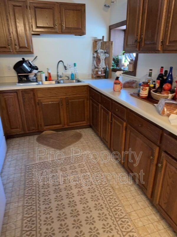 60 Westwood Rd - Photo 7 of 7