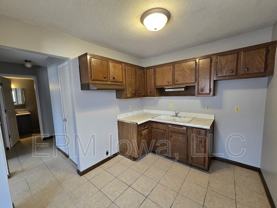 215 Baltimore St - Photo 1 of 1