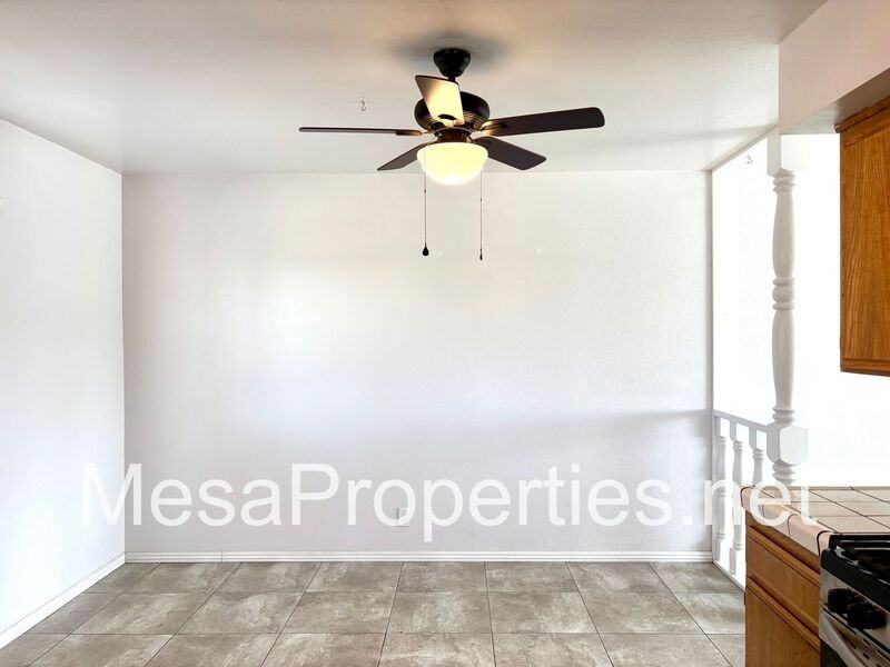 18390 Mead Ln - Photo 7 of 27