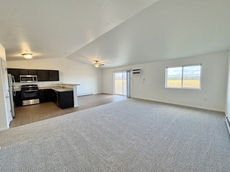 305 Urban Loft - Photo 4 of 15