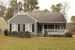 905 Oakwater Dr - Photo 1 of 1